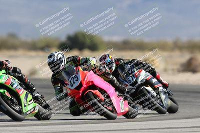 media/Dec-07-2025-CVMA (Sun) [[3e7d2de5dc]]/Race 4-Supersport Middleweight/